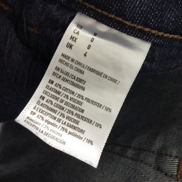 American Eagle Outfitters Distressed Hi Rise Shortie Size 0 - Picture 10 of 10